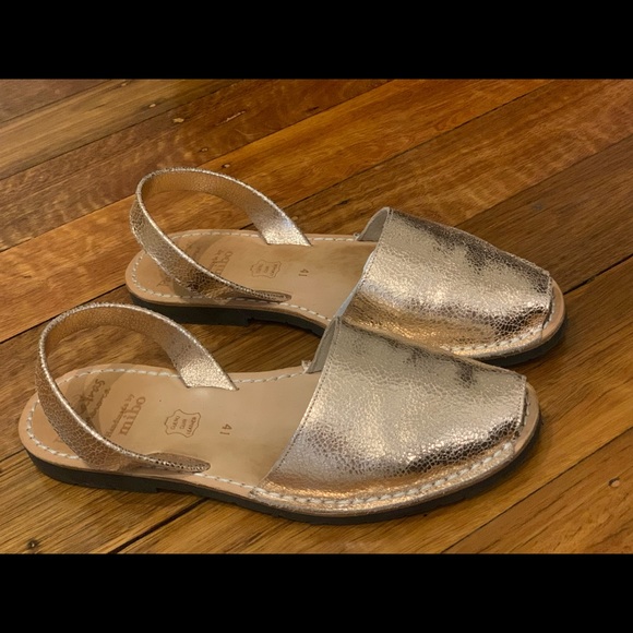 Metallic rose gold Palmairas sandals size 41 - Picture 3 of 5